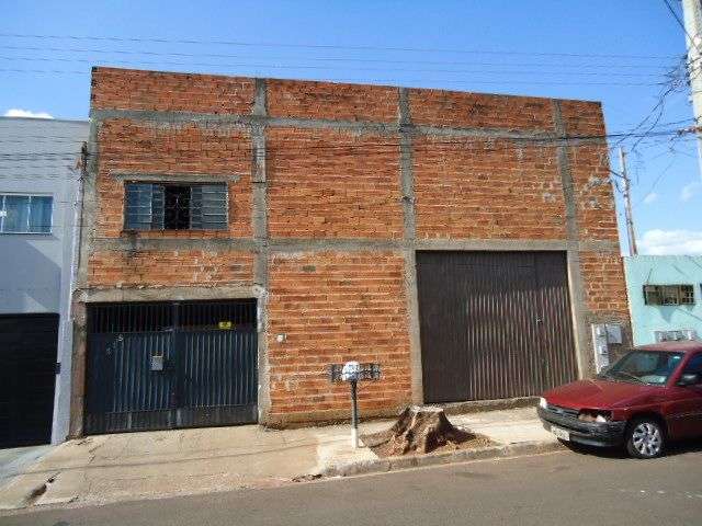 Barracão / Galpão / Depósito à venda na Rua Pioneiro Salvador Kessa, 318, Jardim Rebouças, Maringá por R$ 550.000