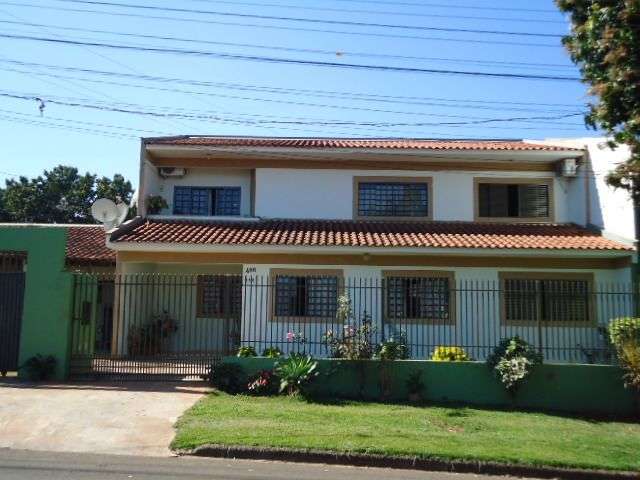 Casa comercial com 2 salas à venda na Rua das Pombas, 466, Jardim dos Pássaros, Maringá por R$ 680.000