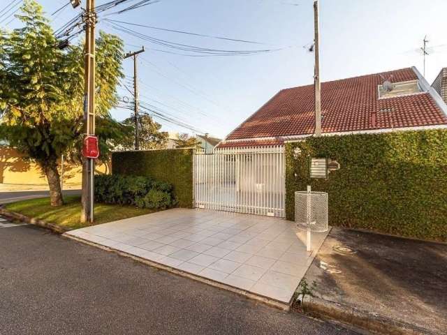 Casa com 4 quartos à venda na Rua Santa Helena, Centro, Pinhais, 406 m2 por R$ 2.200.000