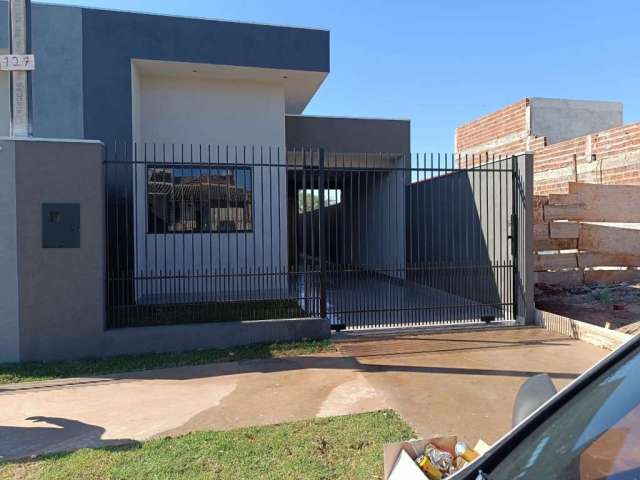 Casa com 2 quartos à venda na Rua Lídia Assofra Neves, Jardim do Carmo, Maringá por R$ 360.000