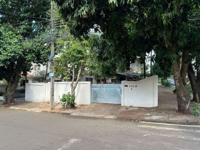 Casa com 8 quartos à venda na Rua Nelson Movio, Jardim Universo, Maringá por R$ 850.000