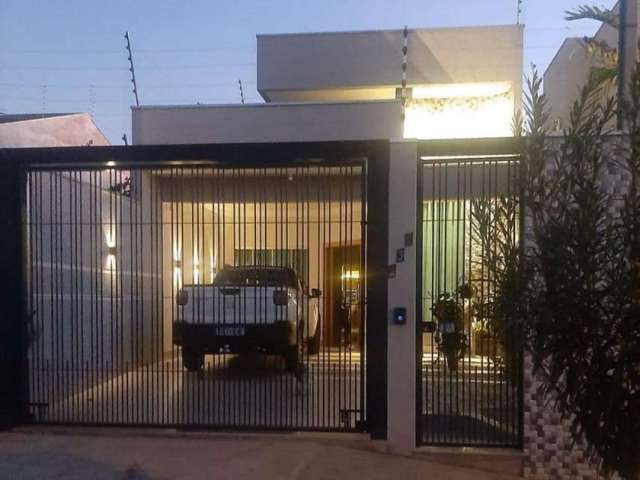 Casa com 2 quartos à venda na Rua Alcides Antônio Faian, 239, Parque Residencial Patrícia, Maringá, 117 m2 por R$ 680.000