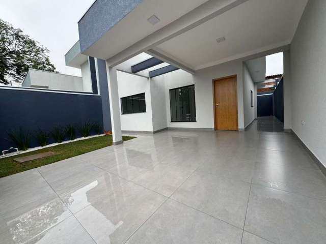 Casa com 2 quartos à venda na Rua Rio Jaguaribe, Parque Residencial Tuiuti, Maringá, 105 m2 por R$ 370.000