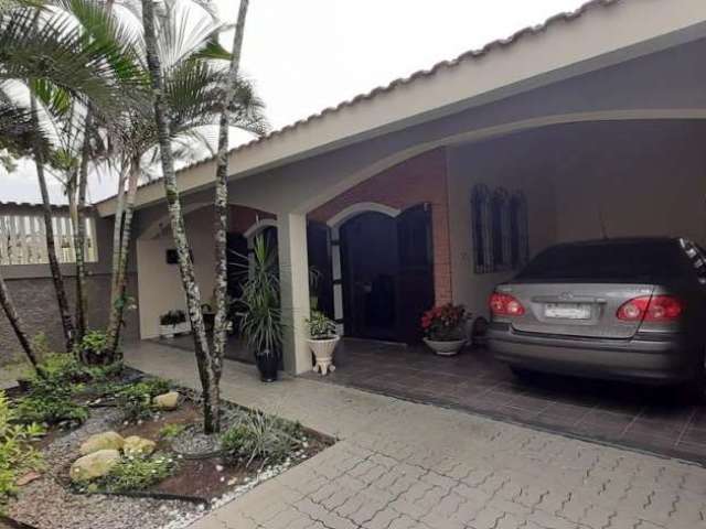 Casa com 4 dormitórios para venda no bairro Vila Nova Itanhaém.