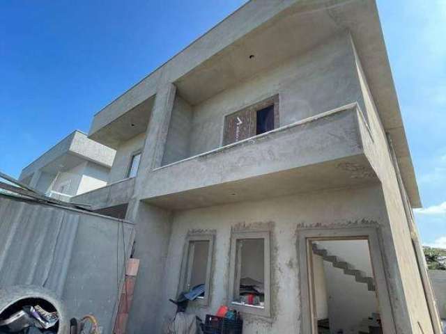 Sobrado com 3 dormitórios à venda, 110 m² por R$ 560.000 - Vila Suarão - Itanhaém/SP