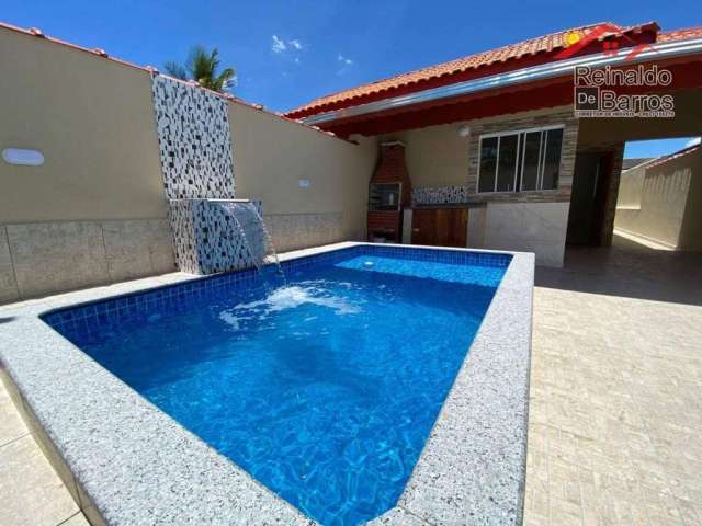 Oportunidade de casa Nova com Piscina em Itanhaém