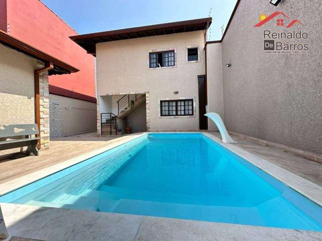 Casa com 4 dormitórios à venda, 400 m² por R$ 2.200.000 - Centro - Peruíbe/SP