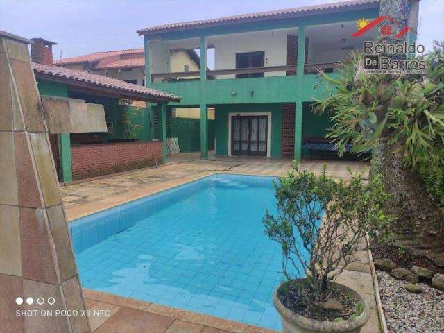 Sobrado  Frente Mar com piscina em Jardim Suarão Itanhaém .