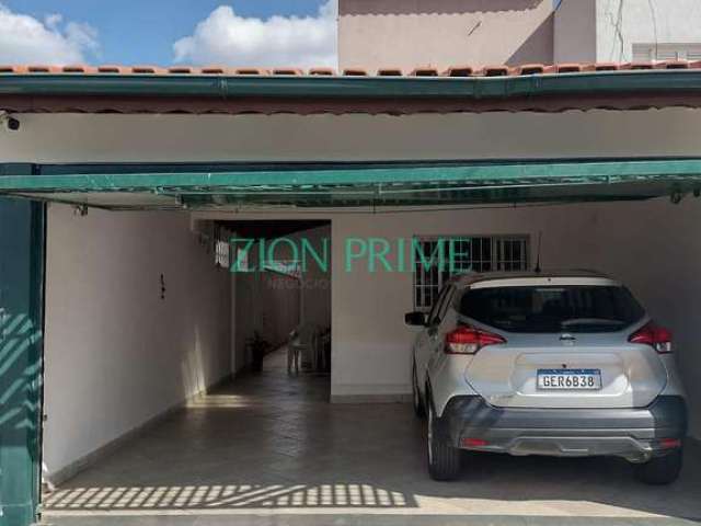 Casa à venda com 3 dorms , sala , lavanderia ,  2 vagas de garagem churrasqueira , Vila Rio Branco,