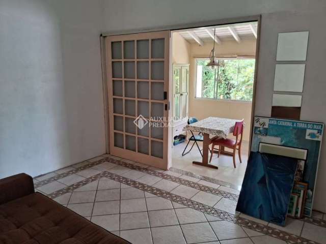 Casa com 4 quartos à venda na Rua Pau de Canela, 640, Rio Tavares, Florianópolis, 300 m2 por R$ 1.349.000