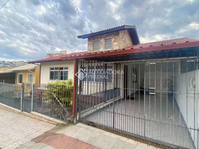 Casa com 4 quartos à venda na Rua Vidal Gregório Pereira, 226, Jardim Atlântico, Florianópolis, 200 m2 por R$ 1.150.000