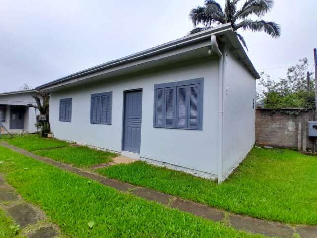 Casa com 2 quartos para alugar na Tucano, 41, Jardim Mauá, Novo Hamburgo, 70 m2 por R$ 1.200