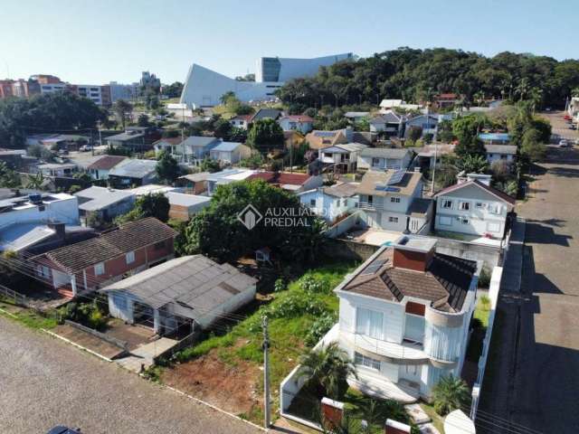 Terreno à venda na Argentile Trevisol, 999, São Cristóvão, Lajeado, 330 m2 por R$ 230.000