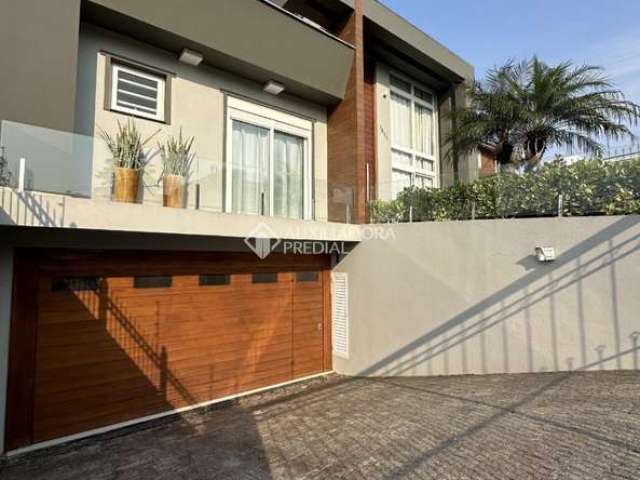 Casa com 3 quartos à venda na Rua Arthur Bernardes, 55, Carneiros, Lajeado, 254 m2 por R$ 1.640.000