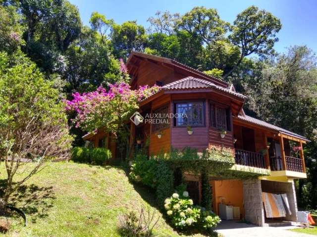 Casa em condomínio fechado com 5 quartos para alugar na Roberto Eduardo Xavier, 355, Vale do Bosque, Gramado, 165 m2 por R$ 7.800