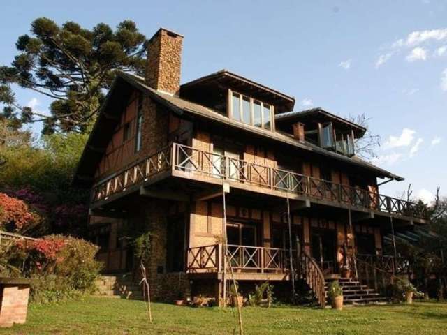 Casa com 4 quartos para alugar na F G Bier, 50, Planalto, Gramado, 600 m2 por R$ 17.000