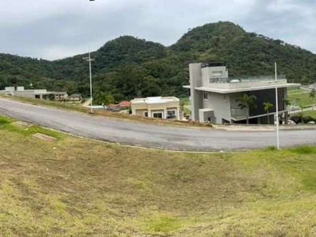 Terreno em condomínio fechado à venda na Avenida Rodesindo Pavan, 1210, Praia do Estaleirinho, Balneário Camboriú por R$ 2.354.000