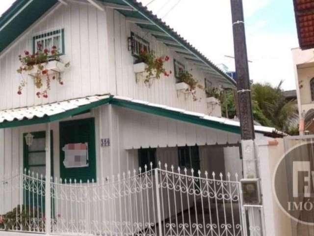 Casa em condomínio fechado com 2 quartos à venda na Rua Síria, 356, Nações, Balneário Camboriú por R$ 1.350.000