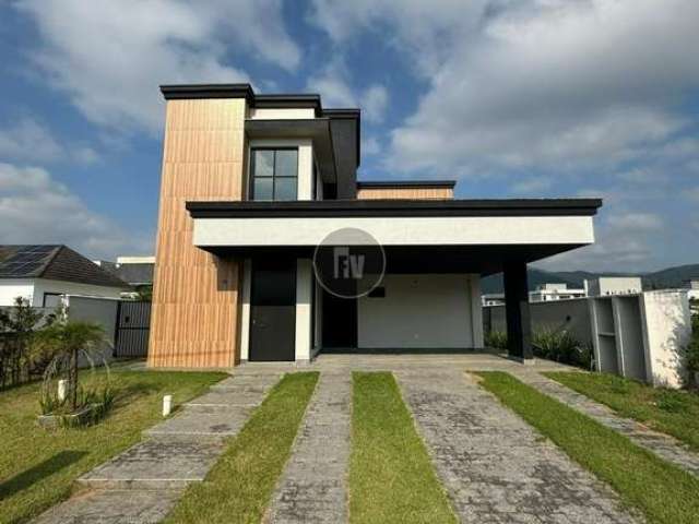 Casa em condomínio fechado com 4 quartos à venda na Rua José Rebelo da Cunha, 610, Centro, Camboriú por R$ 2.800.000