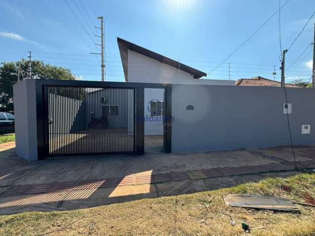 Casa para Locação em Campo Grande, Vila Olinda, 3 dormitórios, 1 suíte, 2 banheiros, 2 vagas