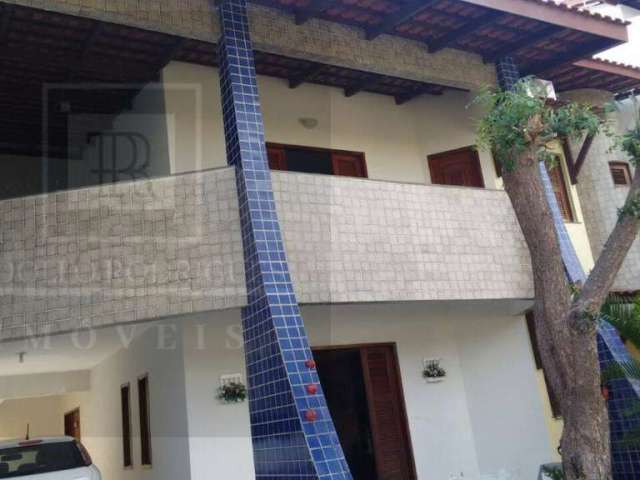 Casa duplex em rua privativa à venda no Edson Queiroz - 360m2 - 4 suítes - Piscina