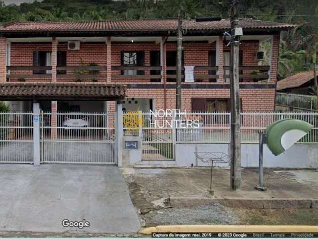 Casa com 4 quartos à venda na Rua Eugênio Ernesto Kunde, 675, Pirabeiraba, Joinville por R$ 690.000