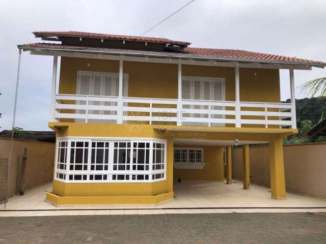 Casa com 4 quartos à venda na Amandus Kamradt, 244, Nova Brasília, Joinville por R$ 900.000