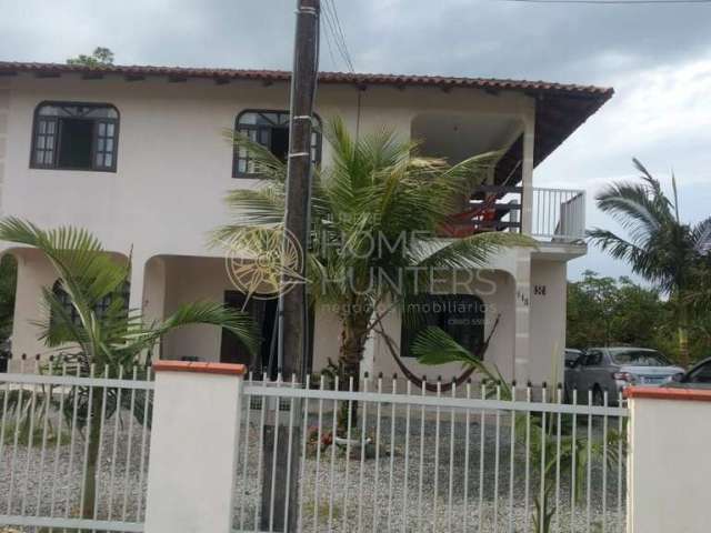 Casa com 7 quartos à venda na do Forte, 118, Ubatuba, São Francisco do Sul por R$ 700.000