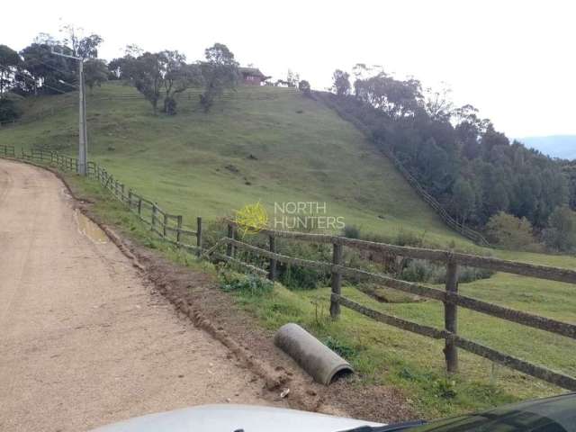 Terreno à venda em condomínio fechado de alto padrão, 4004 m² por R$ 405.000 - Rio Bonito - Rancho