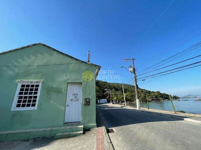 Casa para restaurantes, frente mar, em Sambaqui, Florianópolis