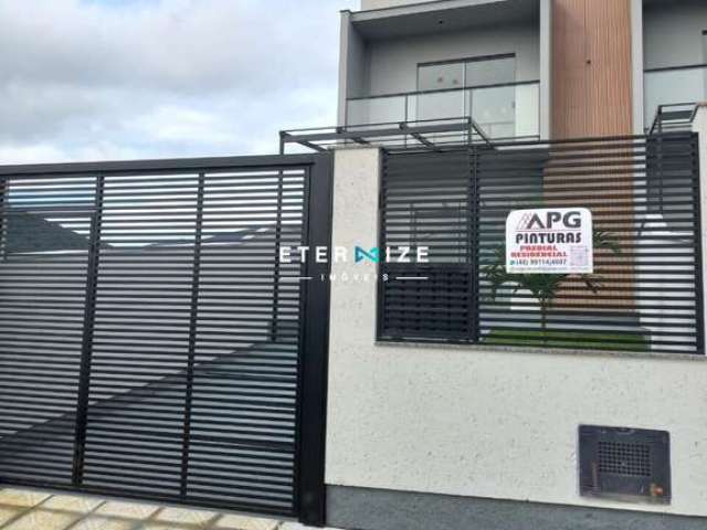 Casa com 02 Suítes no bairro Areias de Baixo em Governador Celso Ramos-SC