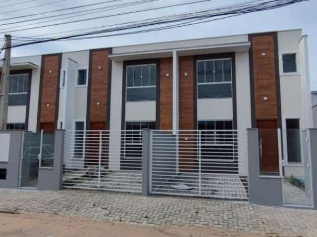 Casa com 3 quartos à venda no Meia Praia, Navegantes  por R$ 579.000