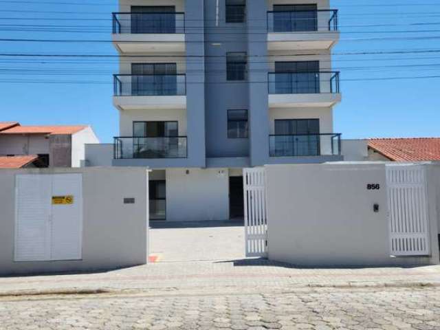 Apartamento com 3 quartos para alugar no Gravata, Navegantes  por R$ 2.800