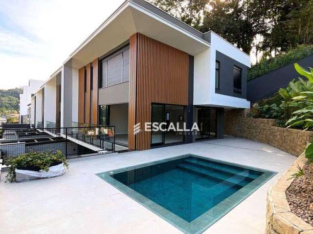 Casa com 3 dormitórios à venda, 308 m² por R$ 2.861.407,34 - América - Joinville/SC