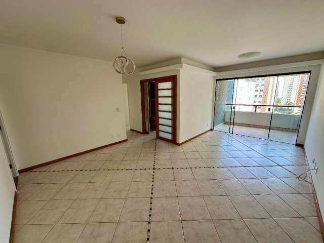 Apartamento 4/4, 1 suíte, varanda, 2 vagas, Pituba.