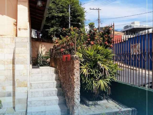 Casa com 3 quartos à venda em Caiçaras, Belo Horizonte  por R$ 700.000