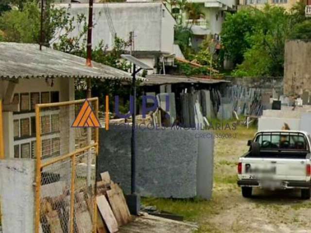 Ponto Comerial /Terreno em Avenida de grande movimento.