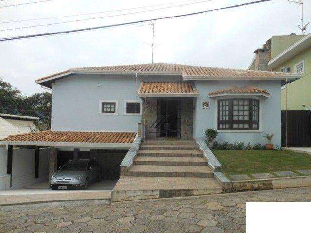 Casa à venda, 375 m² por R$ 950.000,00 - Vila Zezé - Jacareí/SP