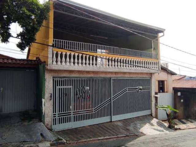 Casa sobrado à venda em campo limpo paulista região central