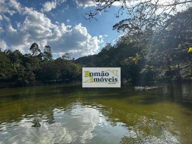 Terreno com Vista para o Lago no Clube de Campo de Mairiporã