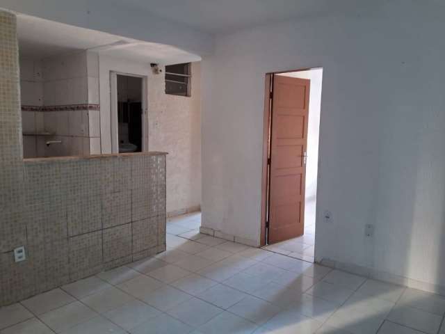 Apartamento 2/4 escriturado