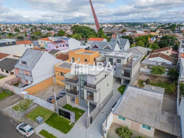 Sobrado em condomínio no bairro guabirotuba pronto para morar