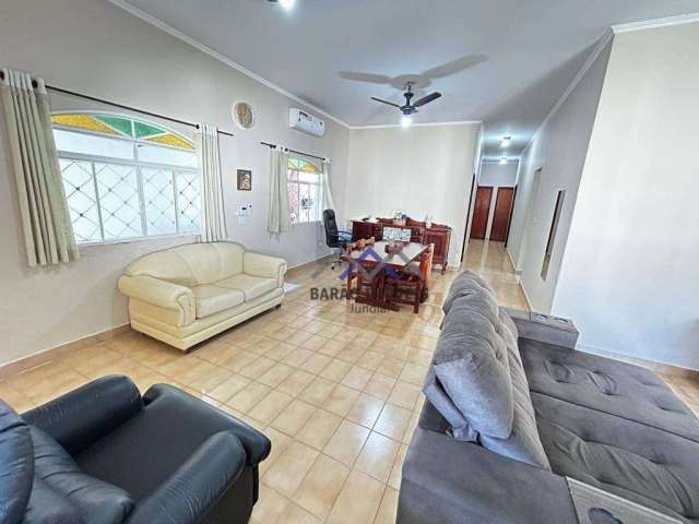 Casa com 4 dormitórios à venda, 205 m² por R$ 750.000,00 - Jardim Britânia - Caraguatatuba/SP