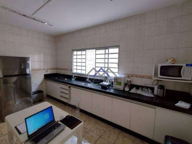 Casa com 3 dormitórios à venda, 177 m² por R$ 745.000,00 - Residencial Burck - Louveira/SP