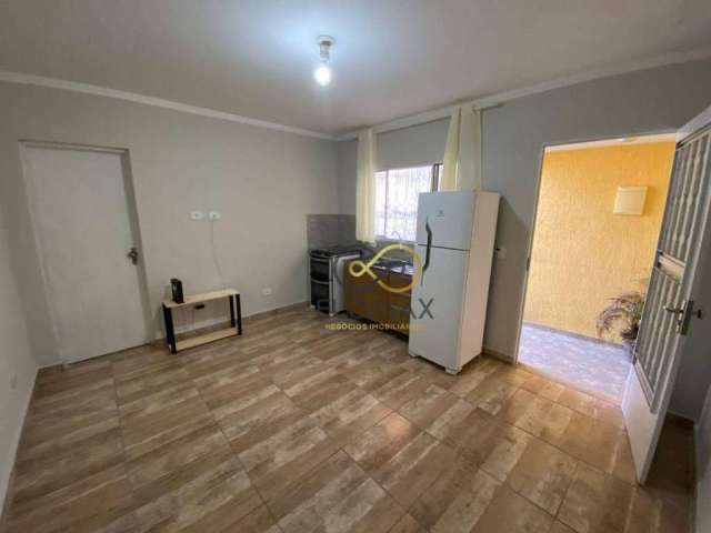 Locação - Kitnet - 18m² - Semi-mobiliada - Jd. Santa Cecilia - SP.