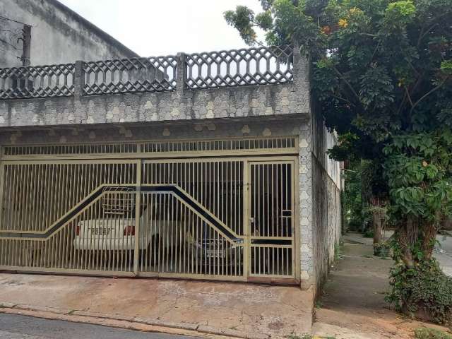 Casa com 3 quartos à venda na Rua Isidoro Farina, Conjunto Residencial José Bonifácio, São Paulo, 200 m2 por R$ 460.000