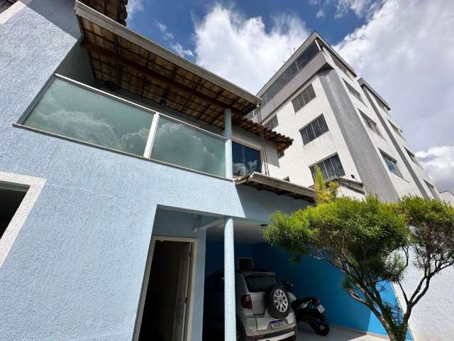 Casa em condomínio fechado com 4 quartos à venda na Santa Amélia, Belo Horizonte , 230 m2 por R$ 1.060.000