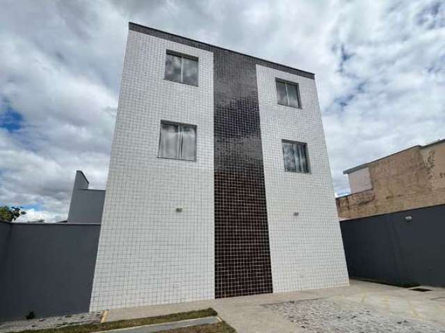 Apartamento de três quartos no jardim leblon