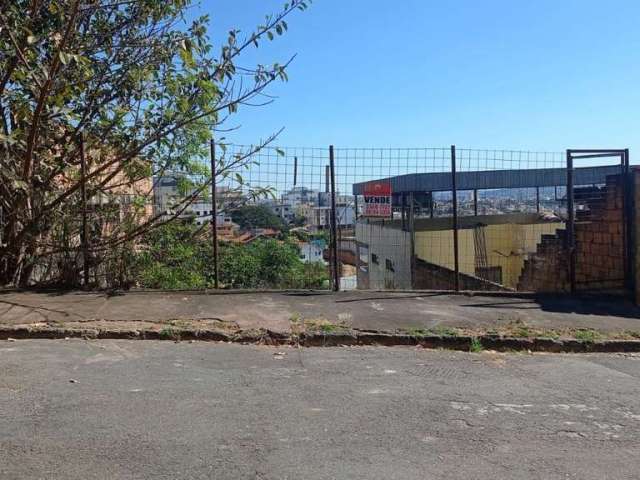 LOTE 360 m² NO BAIRRO HELIÓPOLIS