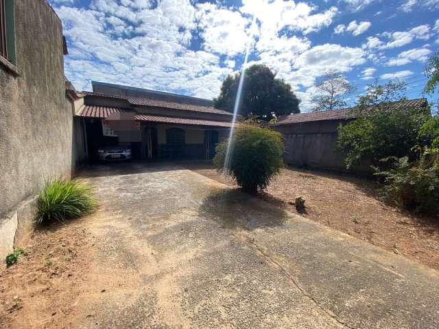 Casa plana de três quartos no bairro copacabana